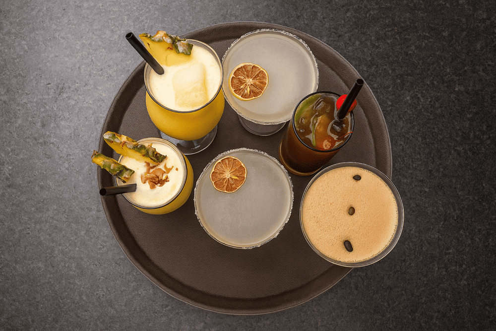 Beyond coffee, Cargo Club delights guests with a wide drink selection, from tropical fruit cocktails to refreshing smoothies